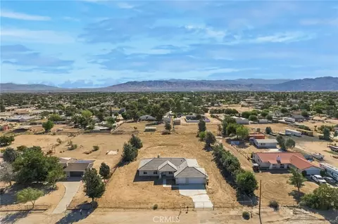 View/Area - 8537 11th Ave, Hesperia, CA 92345 photo 3 of 5