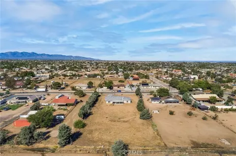 View/Area - 8537 11th Ave, Hesperia, CA 92345 photo 4 of 5