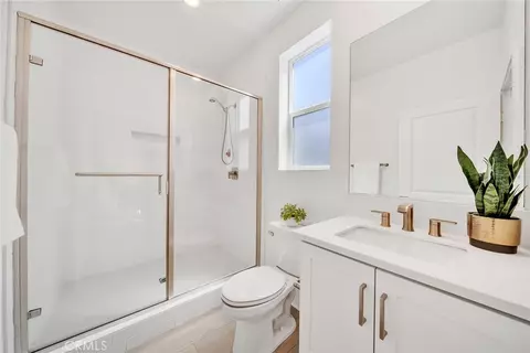 Bath - 174 Sash, Irvine, CA 92618 photo 1 of 5