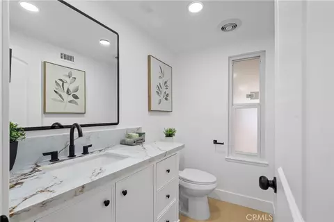 Bath - 606 Tangier Ave, Placentia, CA 92870 photo 5 of 5