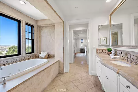 Bath - 2 Galaxy Isle, Ladera Ranch, CA 92694 photo 3 of 4