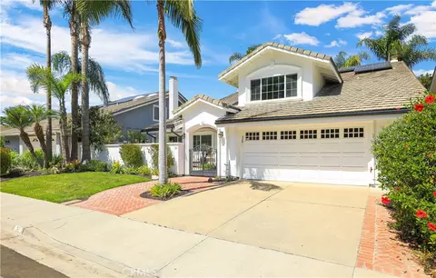 Exterior - 31 Silver Cres, Irvine, CA 92603 photo 2 of 12