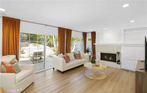 Living - 31 Silver Cres, Irvine, CA 92603 photo 5 of 6
