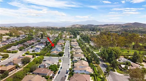 View/Area - 31 Silver Cres, Irvine, CA 92603 photo 3 of 7