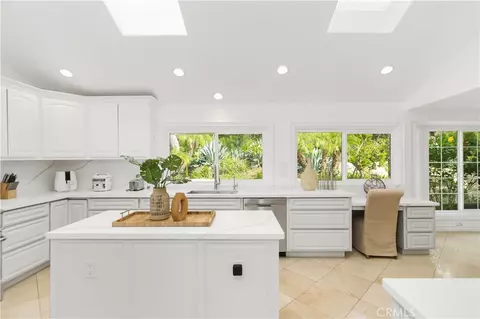 Kitchen - 31 Silver Cres, Irvine, CA 92603 photo 1 of 6