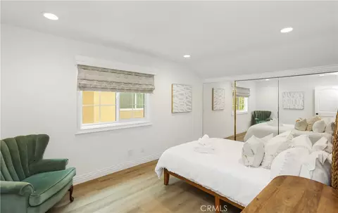 Bedroom - 31 Silver Cres, Irvine, CA 92603 photo 6 of 12