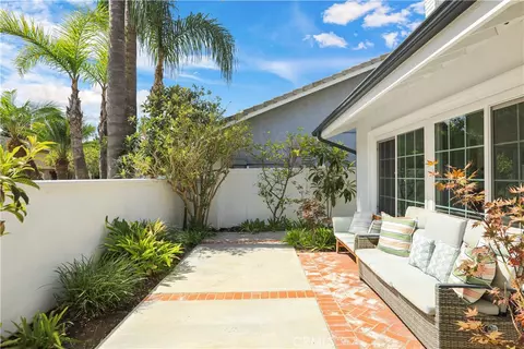 Exterior - 31 Silver Cres, Irvine, CA 92603 photo 4 of 12