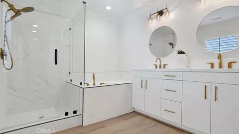 Bath - 79 Modesto, Irvine, CA 92602 photo 8 of 8