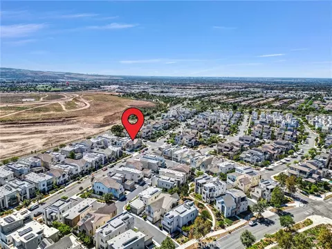View/Area - 128 Character, Irvine, CA 92618 photo 5 of 5