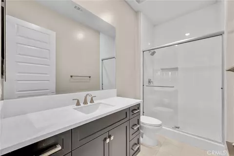 Bath - 128 Character, Irvine, CA 92618 photo 1 of 2
