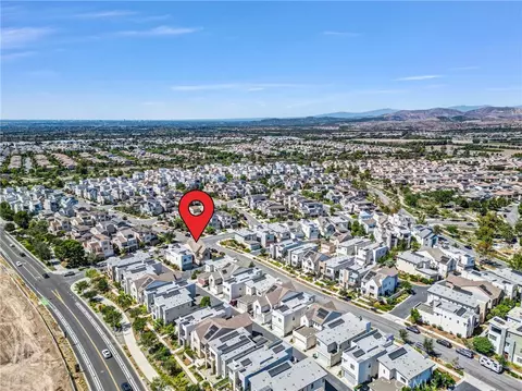 View/Area - 128 Character, Irvine, CA 92618 photo 4 of 5