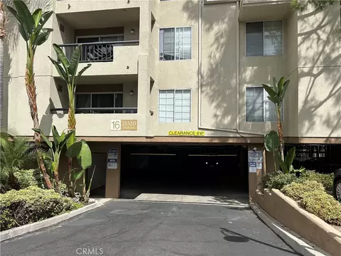 21520 Burbank #303, Woodland Hills, CA 91367