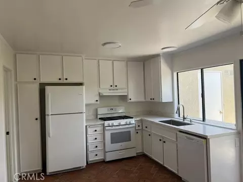 Kitchen - 31 Meadowgrass, Irvine, CA 92604 photo 2 of 2