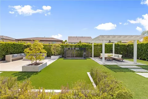 60 Harlow, Irvine, CA 92618