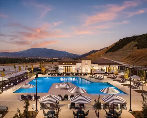 View/Area - 28863 Vinecrest Ct, Temecula, CA 92590 photo 2 of 10