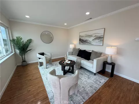 3112 Luna, San Diego, CA 92117