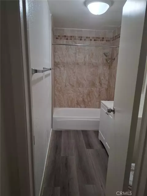 Bath - 1040 W Reeve, Compton, CA 90220 photo 1 of 1