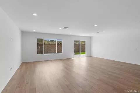Living - 28341 Digger, Menifee, CA 92585 photo 5 of 6