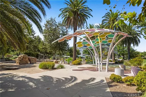 Exterior - 333 Baluster, Irvine, CA 92618 photo 5 of 7