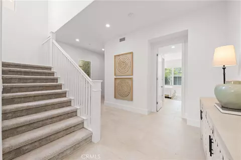Entry Way - 134 Bozeman, Irvine, CA 92602 photo 3 of 4