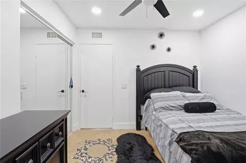 Bedroom - 40207 Mimulus, Temecula, CA 92591 photo 2 of 4