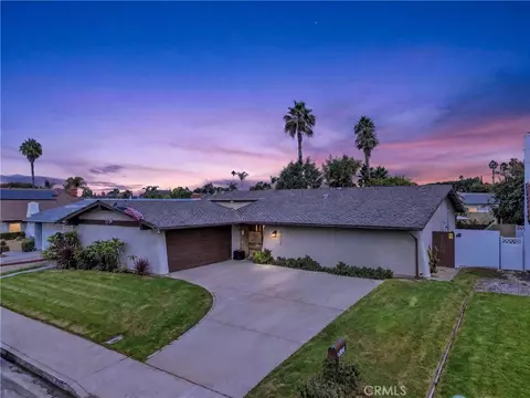 25501 Gloriosa, Mission Viejo, CA 92691