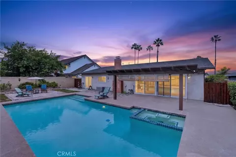 25501 Gloriosa, Mission Viejo, CA 92691