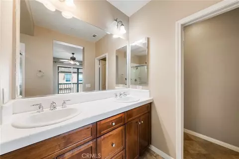 Bath - 24 Corte Javier, San Clemente, CA 92673 photo 2 of 3