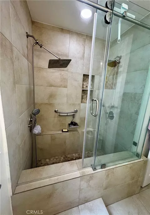 Bath - 446 N Park Ln, Orange, CA 92867 photo 1 of 3