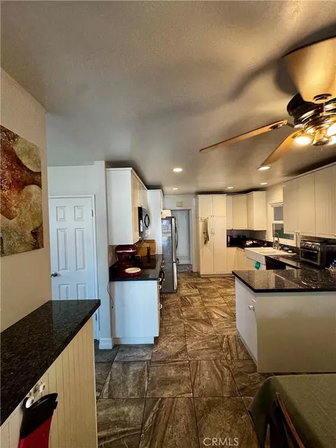 Kitchen - 446 N Park Ln, Orange, CA 92867 photo 2 of 2