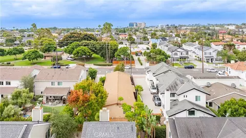 View/Area - 218 E 16th E, Costa Mesa, CA 92627 photo 3 of 11