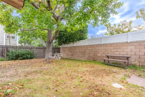 Exterior - 218 E 16th E, Costa Mesa, CA 92627 photo 10 of 19