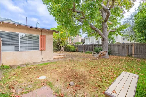 Exterior - 218 E 16th E, Costa Mesa, CA 92627 photo 11 of 19