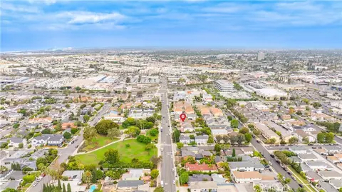 View/Area - 218 E 16th E, Costa Mesa, CA 92627 photo 8 of 11