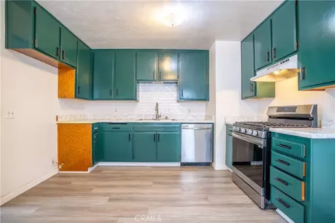 Kitchen - 218 E 16th E, Costa Mesa, CA 92627 photo 1 of 3