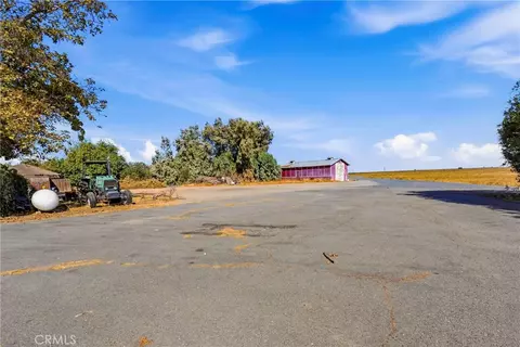 Exterior - 33540 Highway 58, Buttonwillow, CA 93206 photo 12 of 12