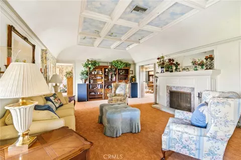 Living - 33540 Highway 58, Buttonwillow, CA 93206 photo 1 of 3