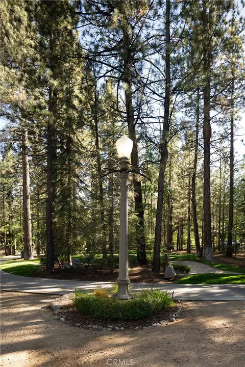 Exterior - 42388 Switzerland Dr, Big Bear Lake, CA 92315 photo 40 of 43