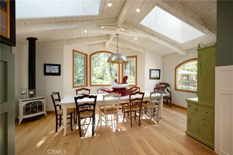 Dining - 42388 Switzerland Dr, Big Bear Lake, CA 92315 photo 1 of 1
