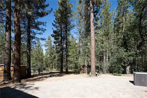 Exterior - 42388 Switzerland Dr, Big Bear Lake, CA 92315 photo 33 of 43