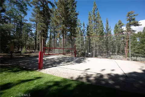 Exterior - 42388 Switzerland Dr, Big Bear Lake, CA 92315 photo 30 of 43