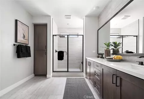 Bath - 3710 Crossen Dr, Corona, CA 92883 photo 1 of 1