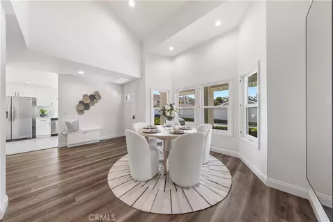 Dining - 471 E Yale, Irvine, CA 92614 photo 2 of 4