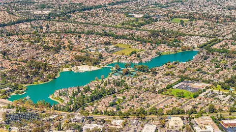 View/Area - 471 E Yale, Irvine, CA 92614 photo 3 of 10