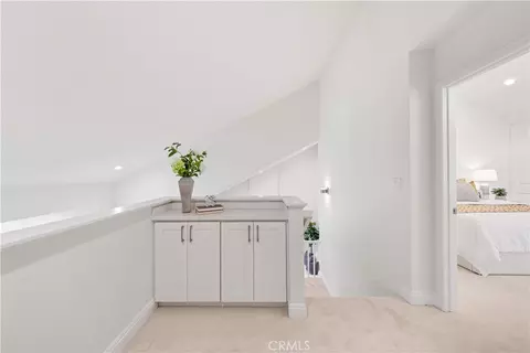 Entry Way - 471 E Yale, Irvine, CA 92614 photo 3 of 3