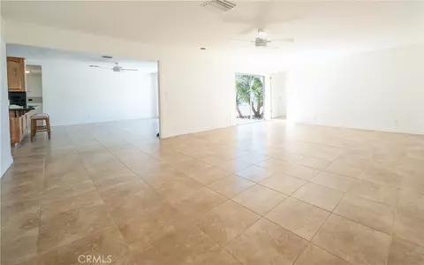 Living - 14621 Davis St, Westminster, CA 92683 photo 3 of 4