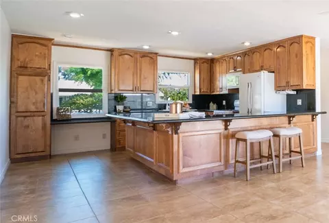 Kitchen - 14621 Davis St, Westminster, CA 92683 photo 2 of 7