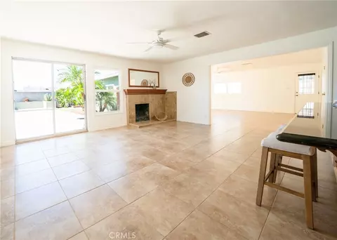 Living - 14621 Davis St, Westminster, CA 92683 photo 1 of 4