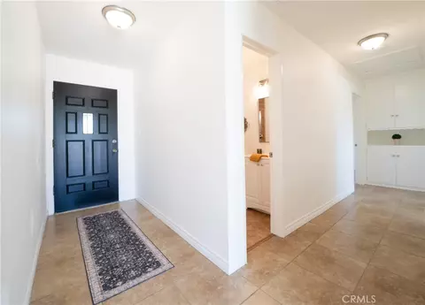 Entry Way - 14621 Davis St, Westminster, CA 92683 photo 3 of 4