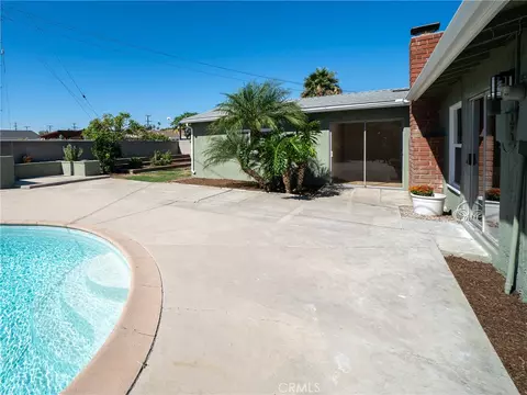 Exterior - 14621 Davis St, Westminster, CA 92683 photo 4 of 6